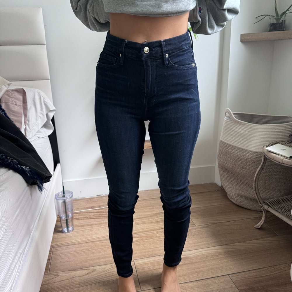 Dark Wash Size 4 High Waisted Good American Skinny Jeans